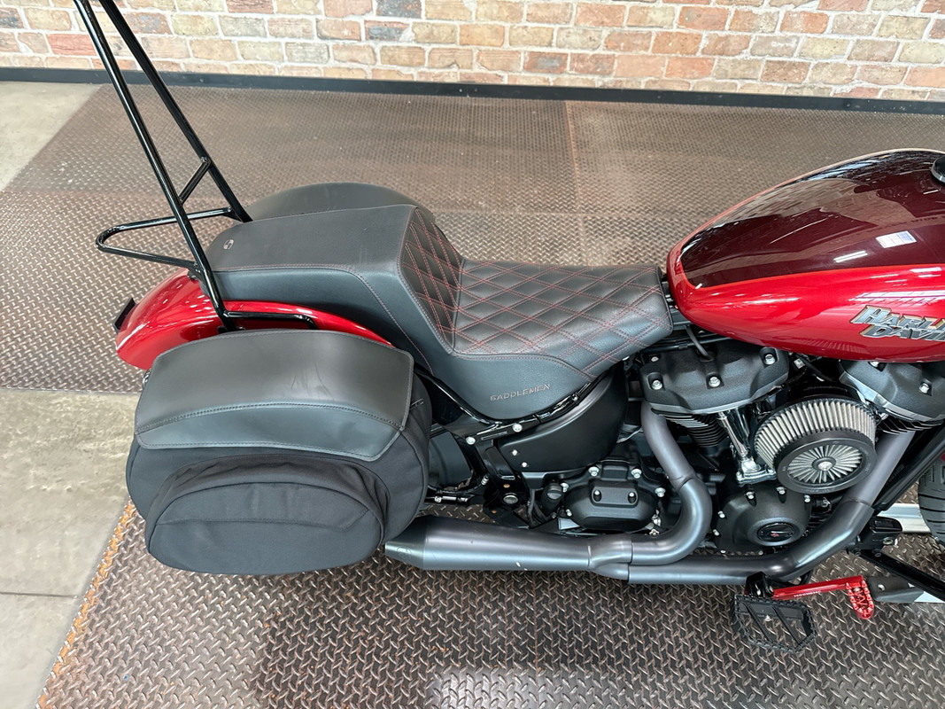 Softail® Street Bob®