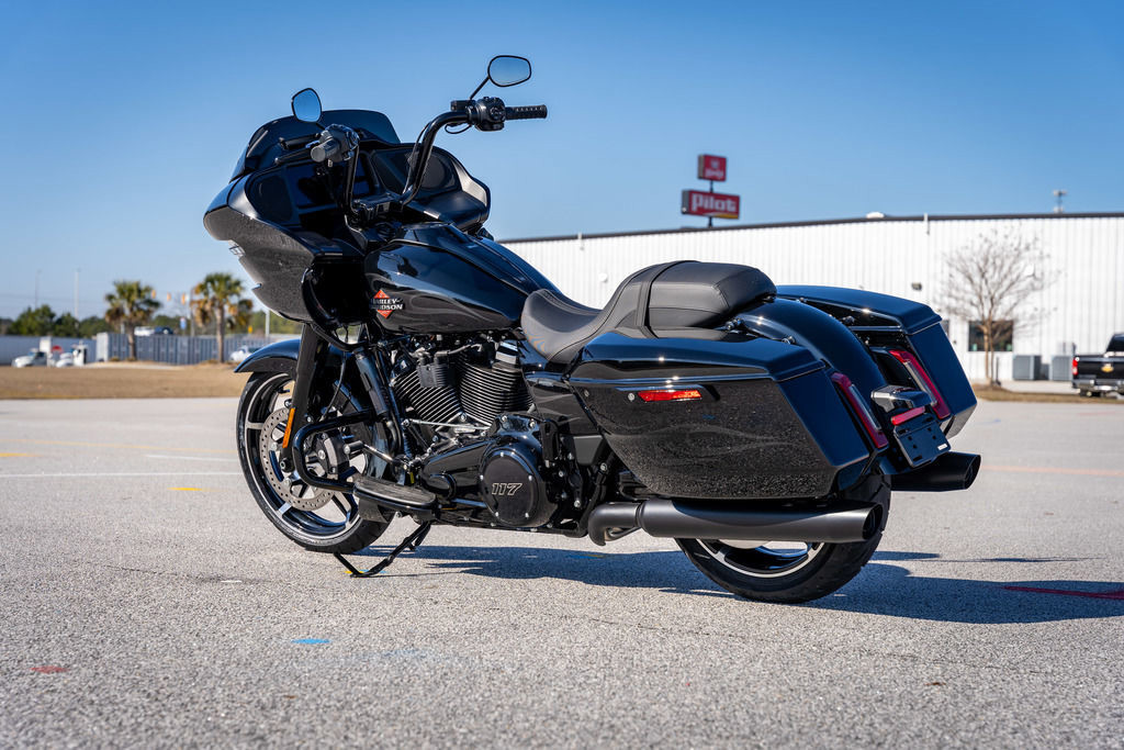 Road Glide®