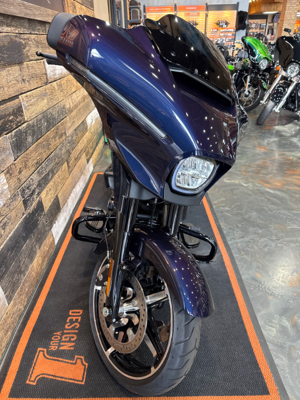 Street Glide®