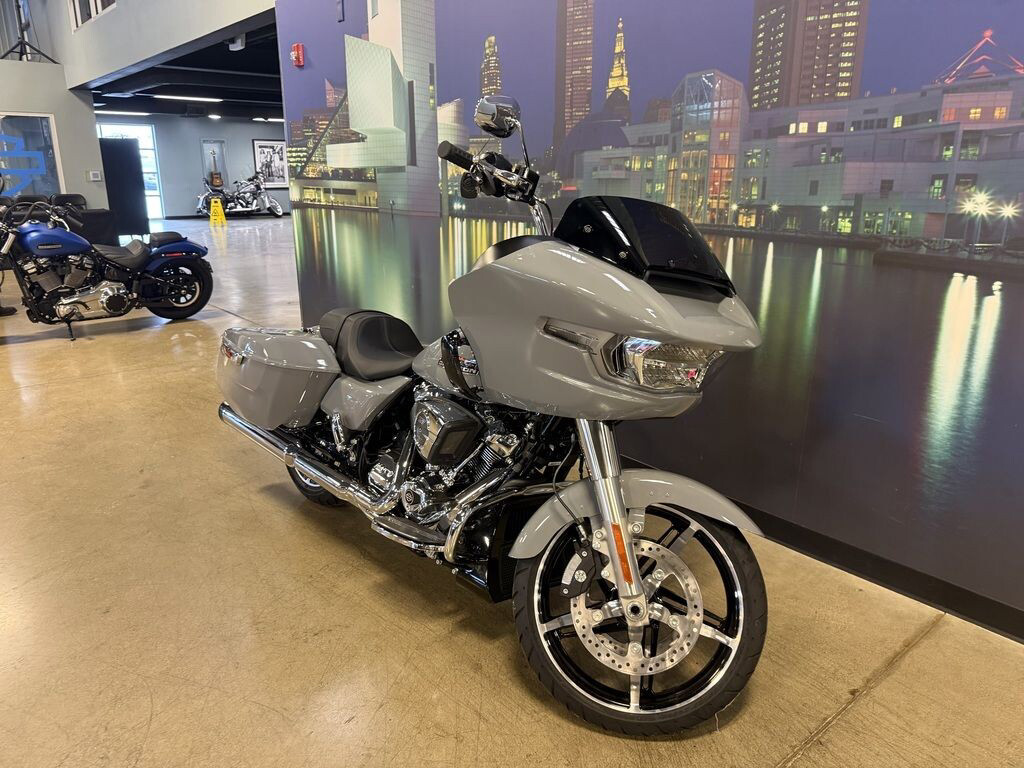 Road Glide®