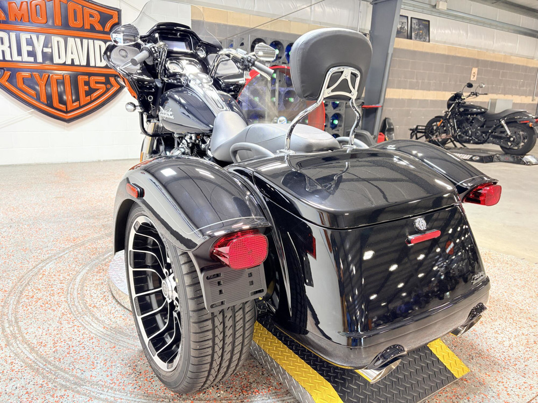 Road Glide® 3