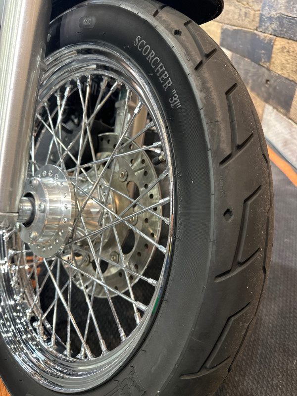 Dyna® Super Glide® Custom