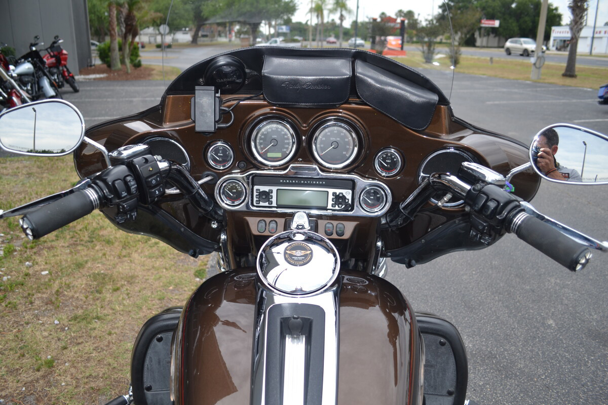 Tri Glide® Ultra Classic® 110th Anniversary