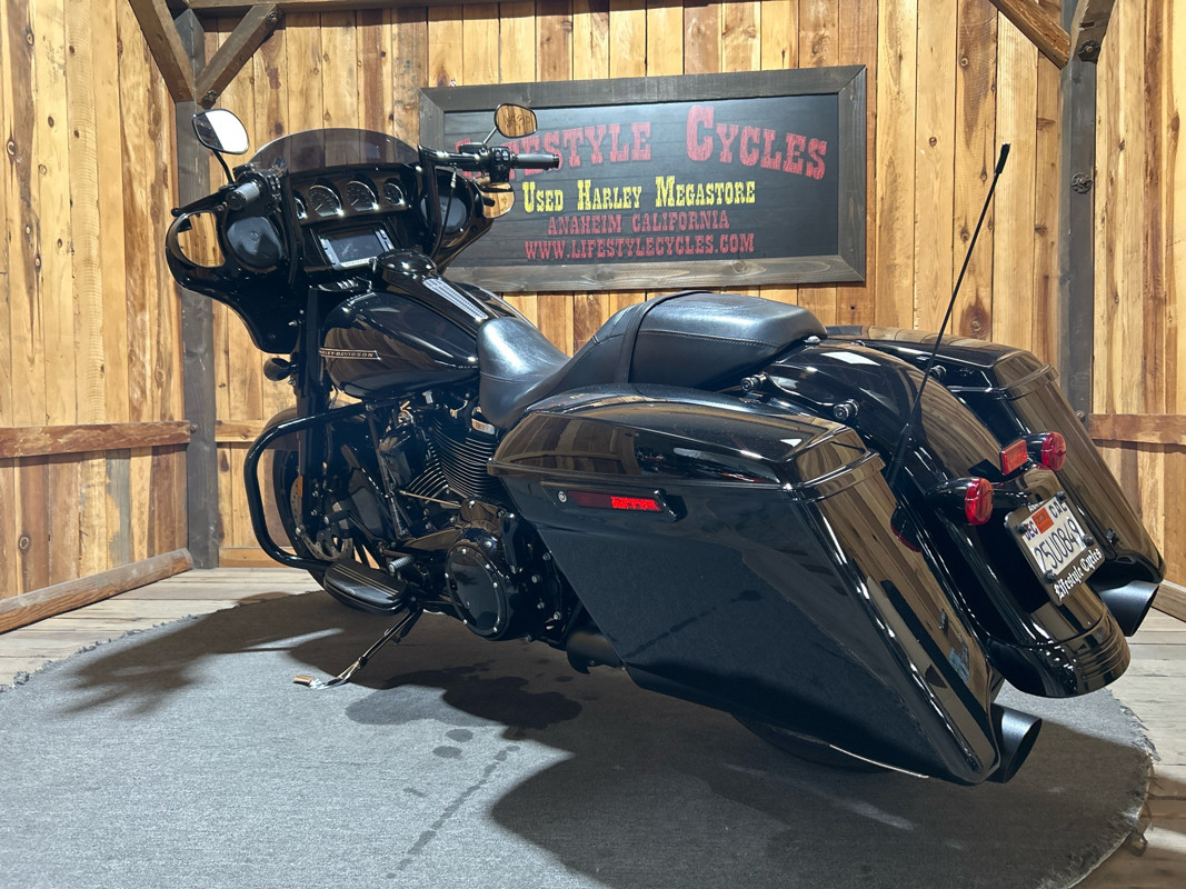 Street Glide® Special
