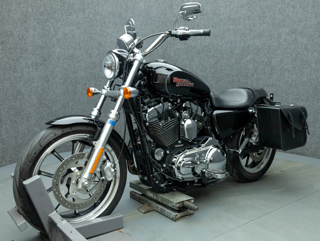 Sportster® SuperLow® 1200T