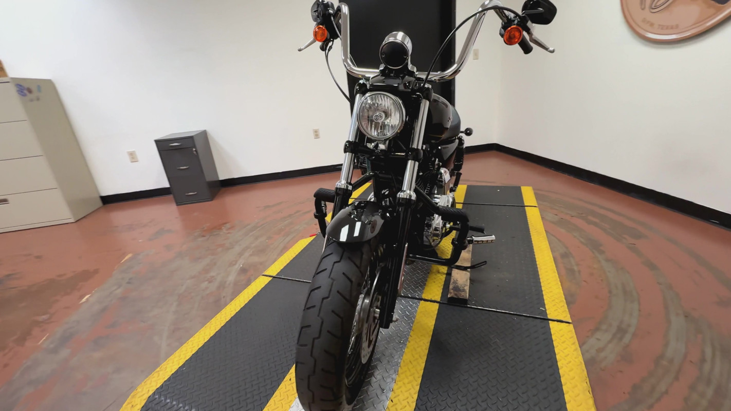 Sportster® 1200 Custom