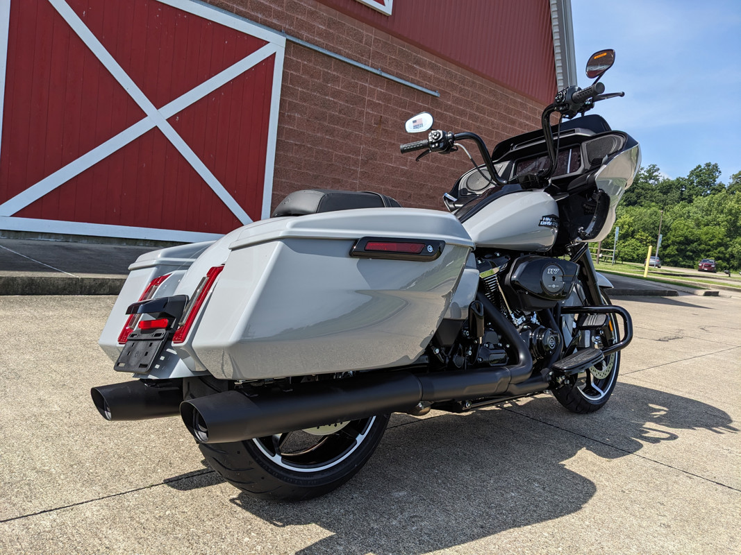 Road Glide®
