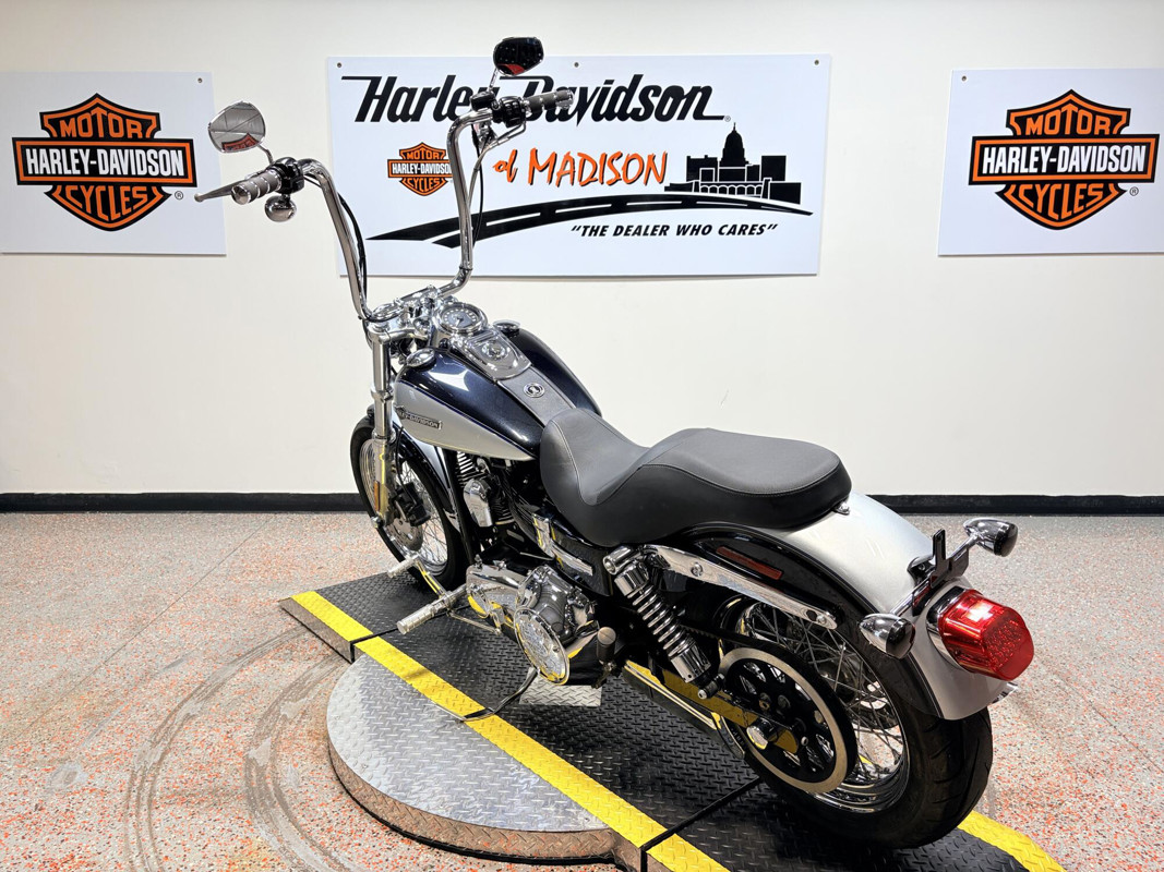 Dyna® Super Glide Custom