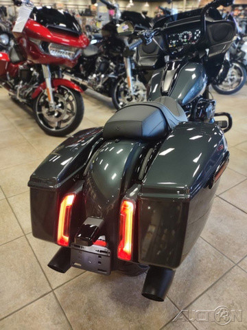 Road Glide®
