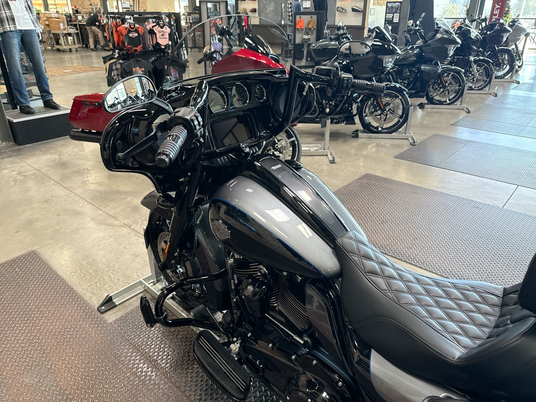 Street Glide® Special