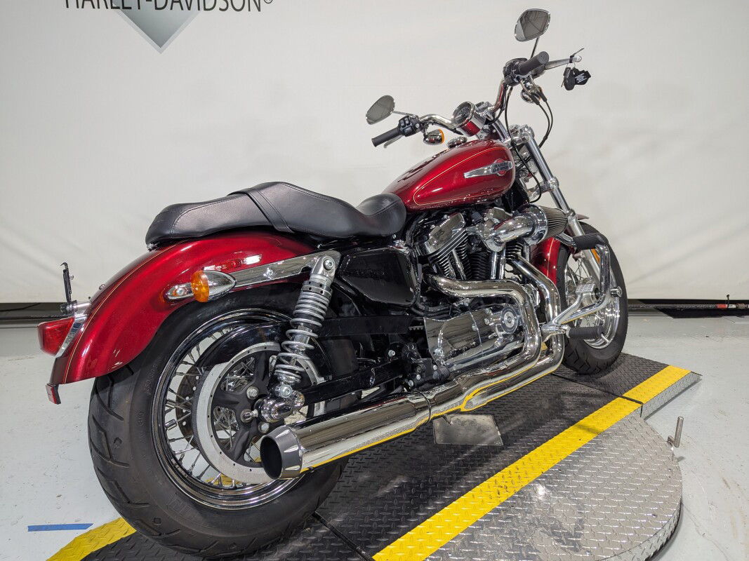 Sportster® 1200 Custom