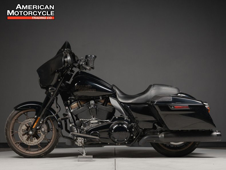 Street Glide® ST