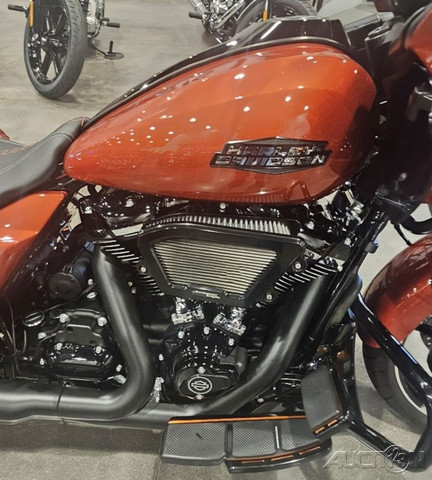 Road Glide®