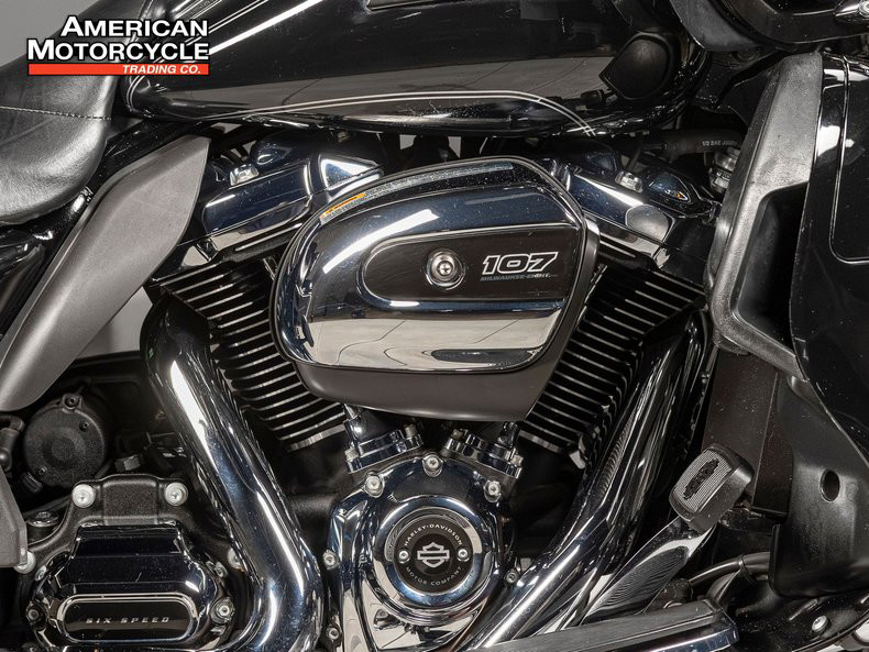 Road Glide® Ultra