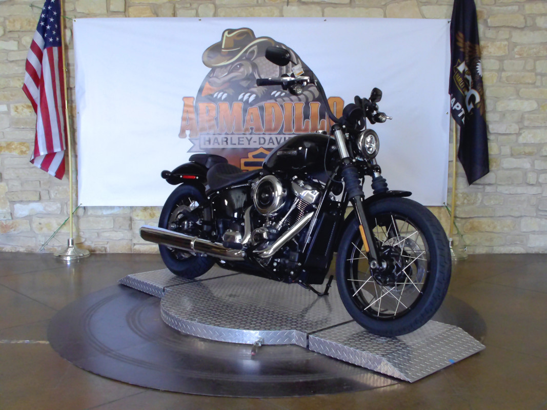 Street Bob®