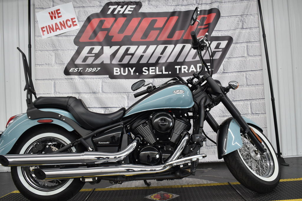 Vulcan 900 Classic