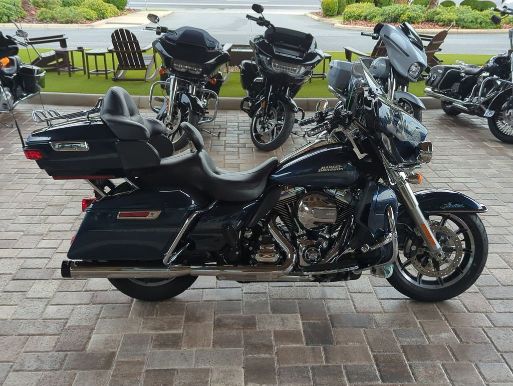 Electra Glide® Ultra Limited® Low
