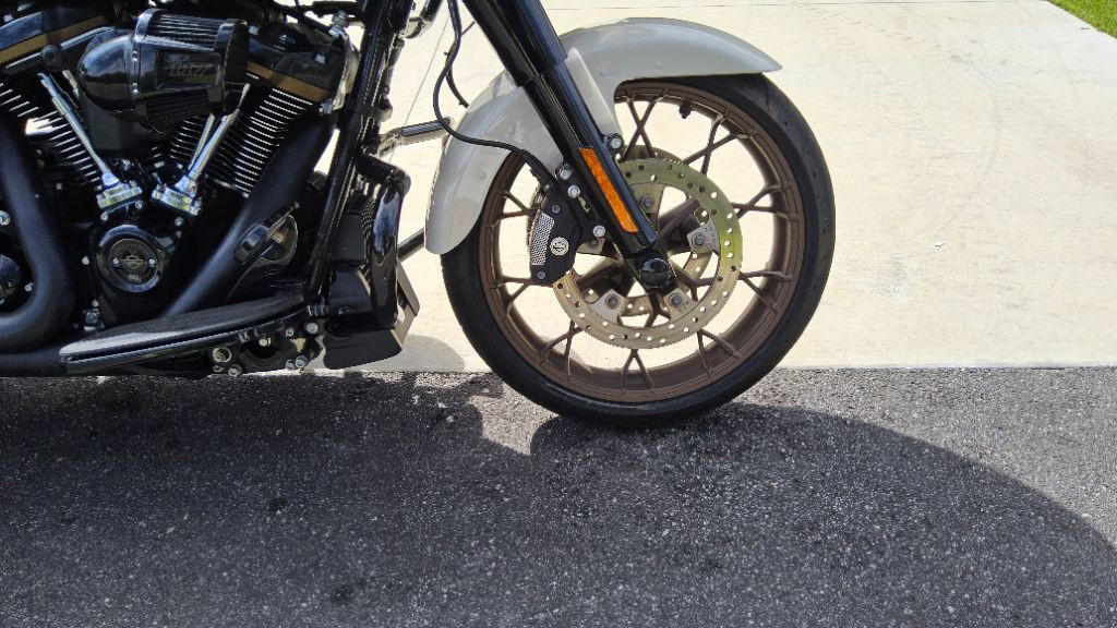 Road Glide®