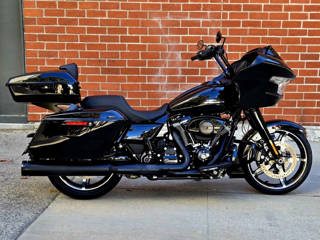 Road Glide®
