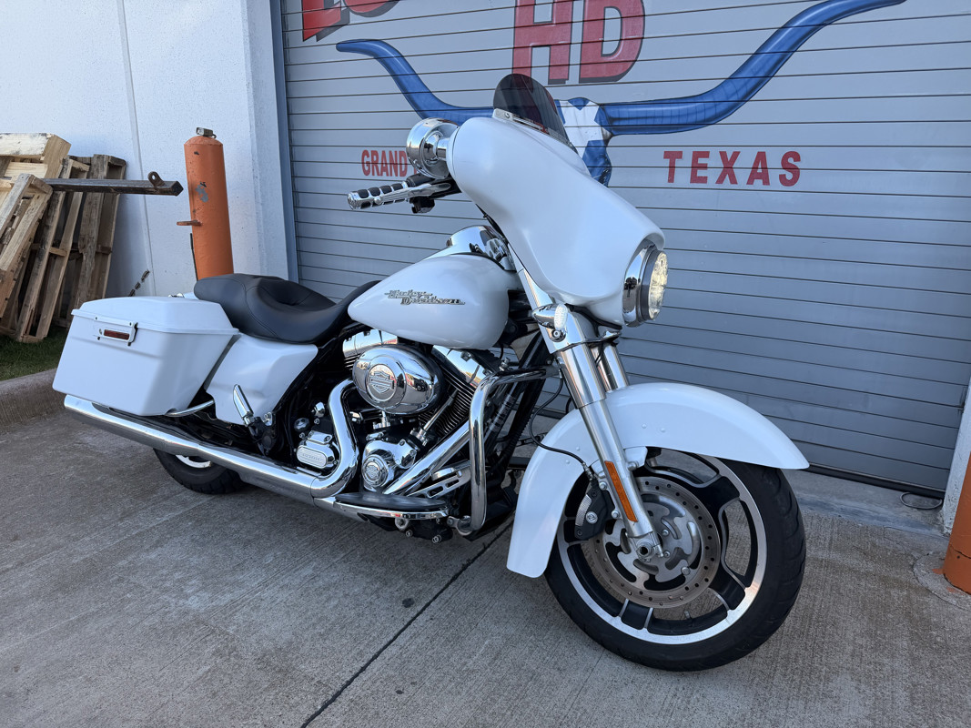 Street Glide®