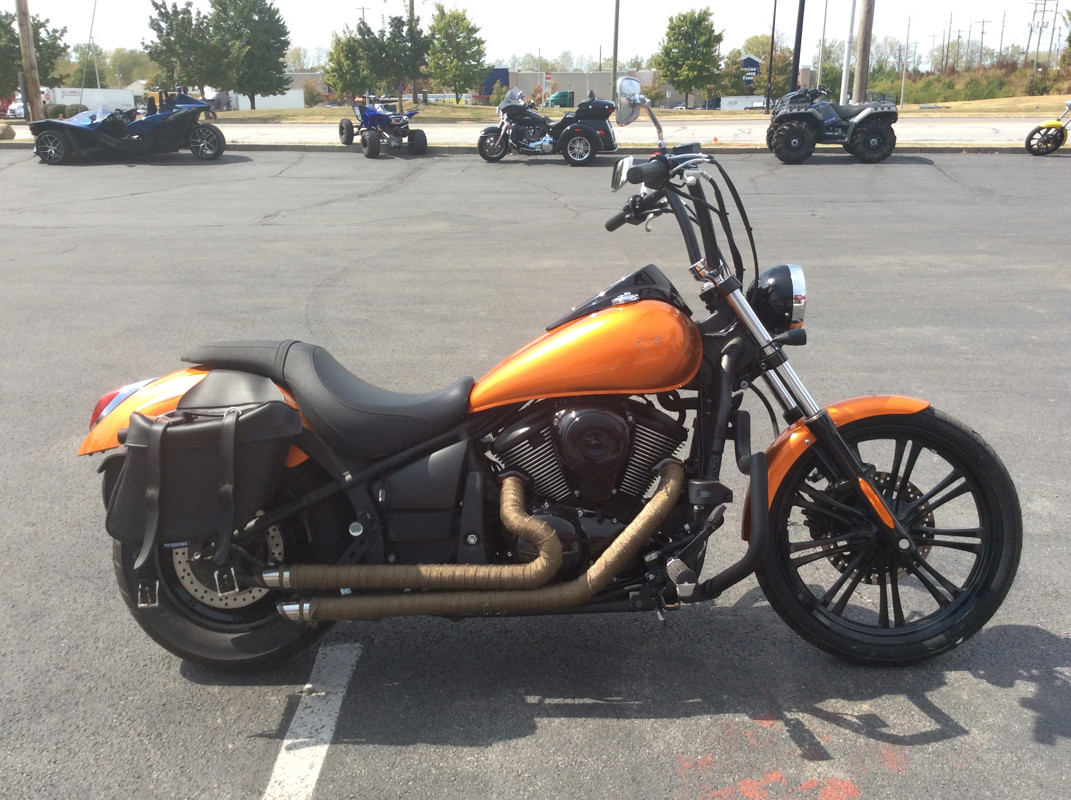 Vulcan 900 Custom