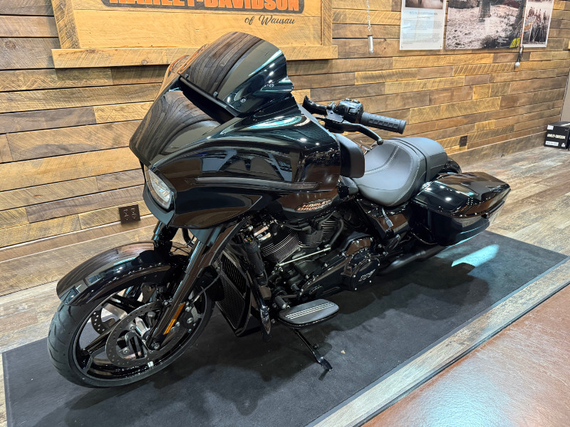 Street Glide®
