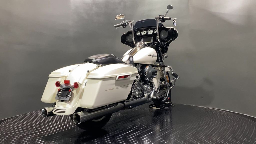 Street Glide® Special