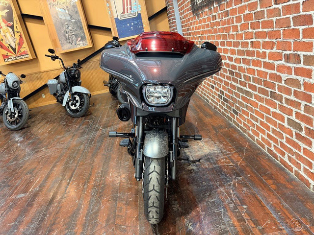 CVO® Street Glide® ST