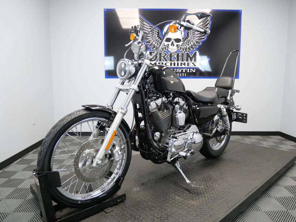 Sportster® Seventy-Two®