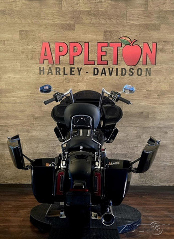 Road Glide®