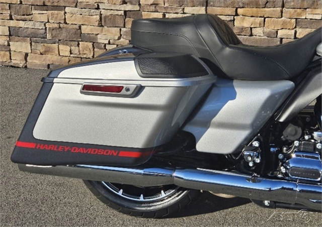 CVO® Street Glide®