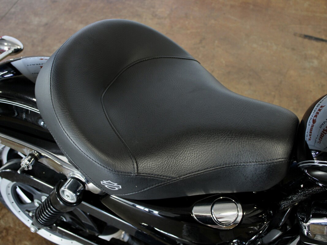 Sportster® SuperLow® 1200T