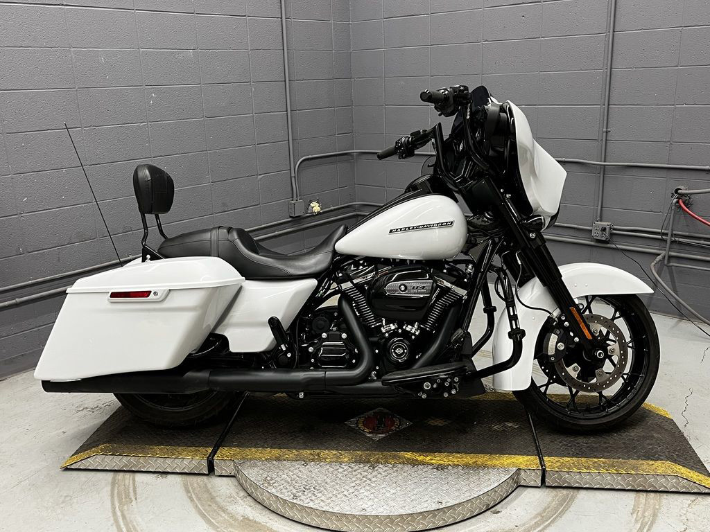 Street Glide® Special