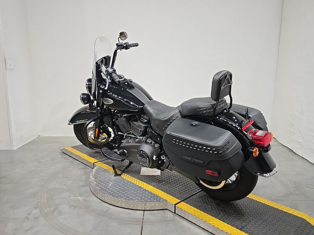 Heritage Classic 114