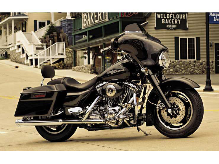 Street Glide®