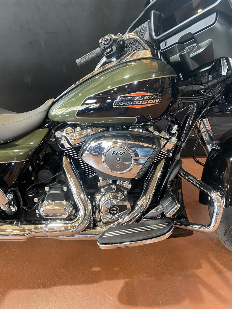 Street Glide®
