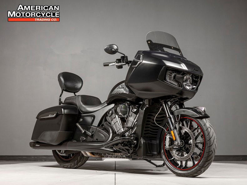 Challenger Dark Horse