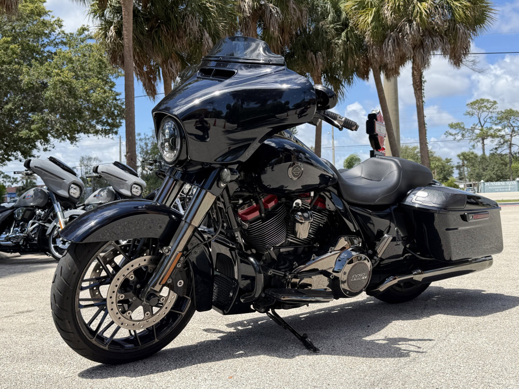CVO® Street Glide®