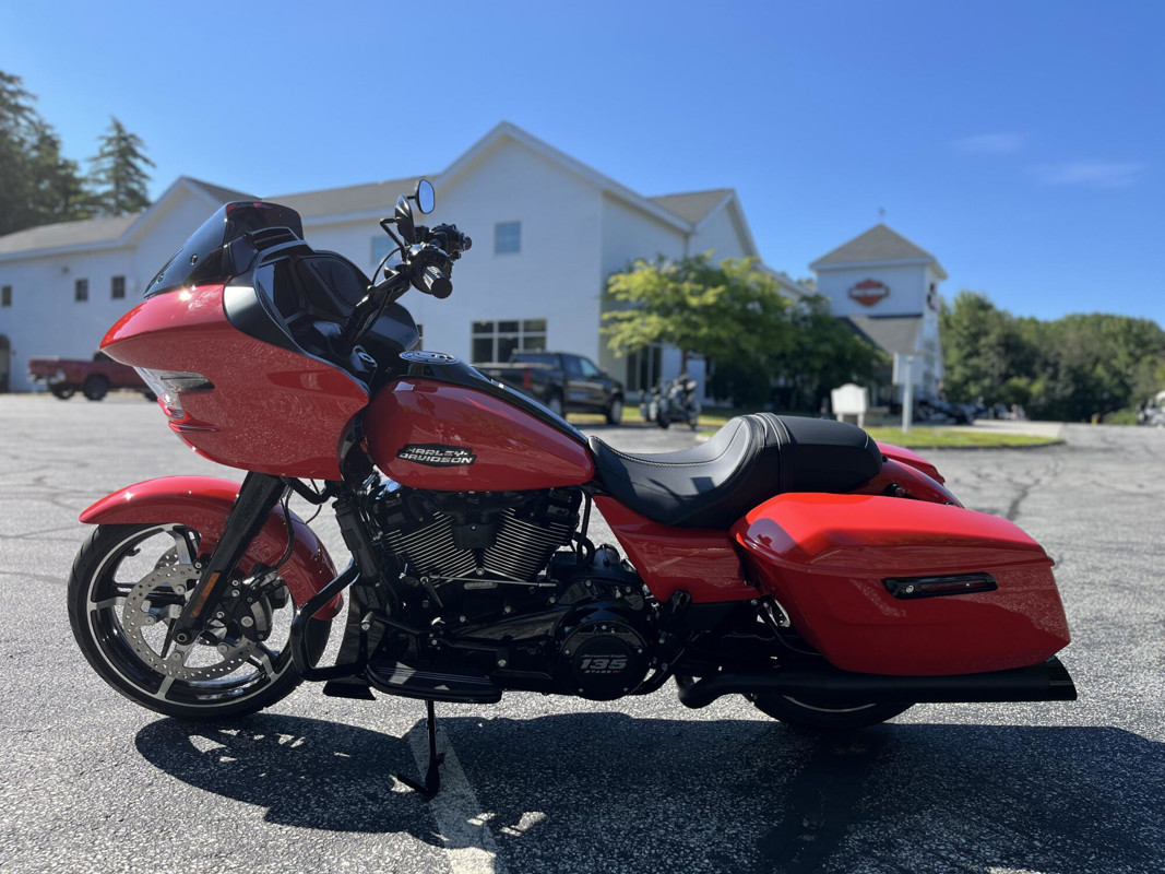 Road Glide®