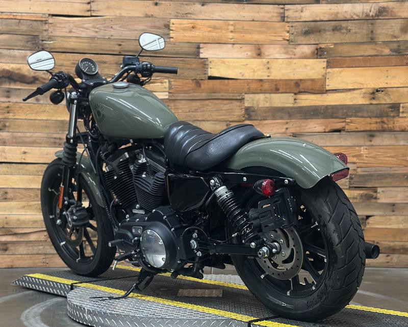 Iron 883®