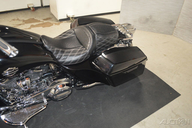 Street Glide®