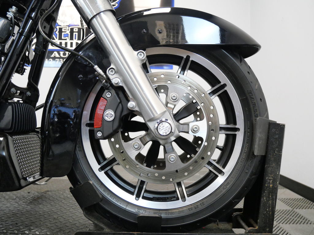 Electra Glide Standard