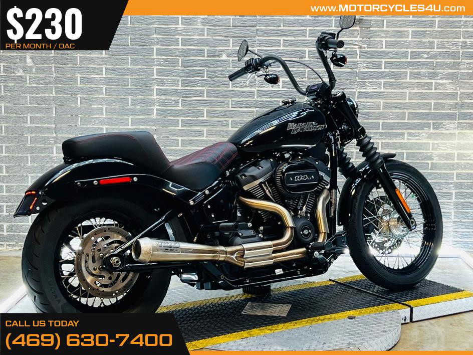 Street Bob®
