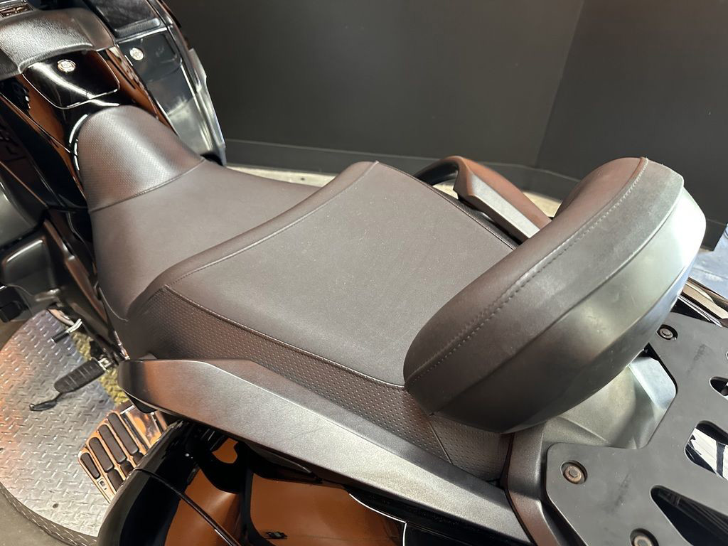 Gold Wing® F6B