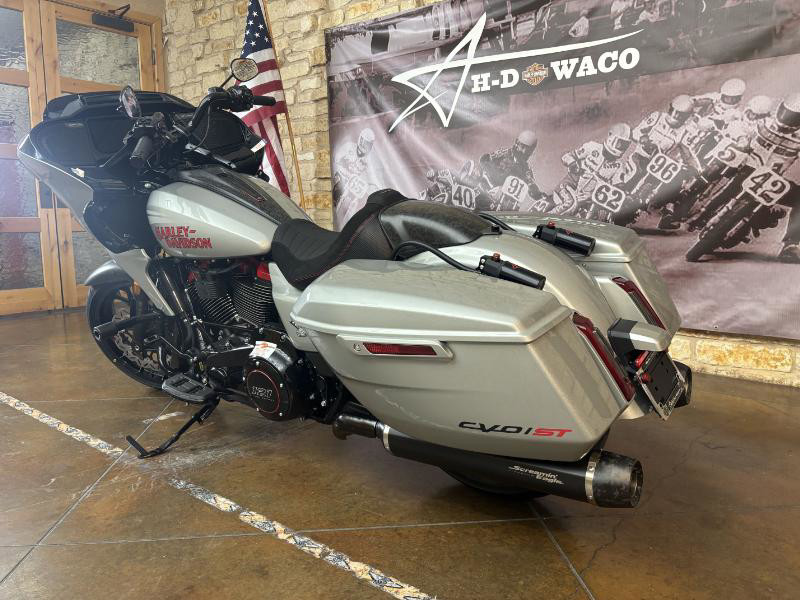 CVO® Road Glide® ST