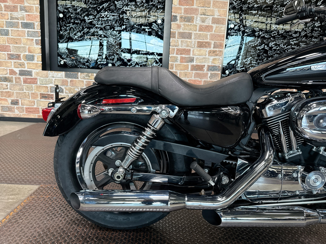 Sportster® 1200 Custom - H-D1 Factory Custom