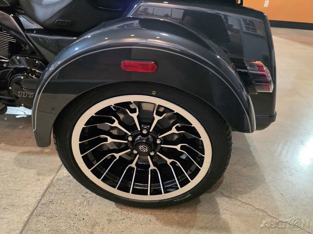 Street Glide® 3 Limited