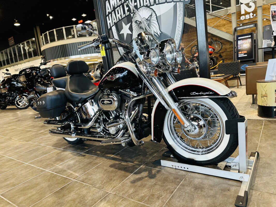 Softail® Deluxe