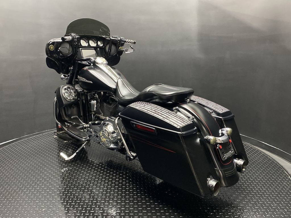 Street Glide® Special