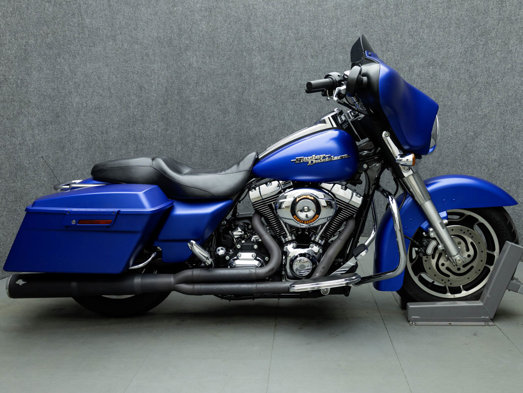 Street Glide®